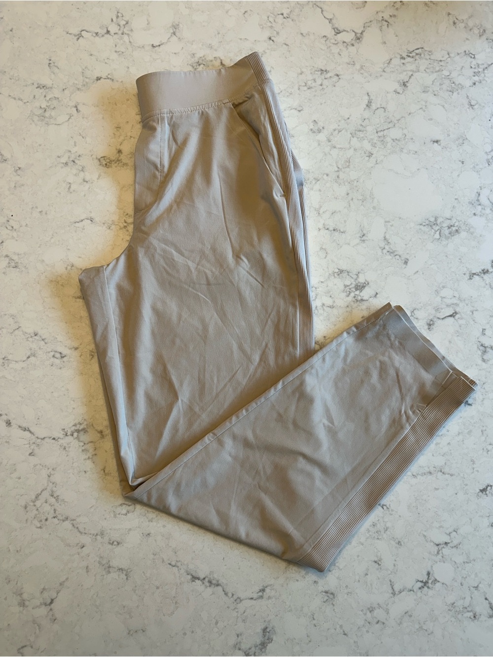Athleta Women's Cropped Active Pants in Light Taupe
